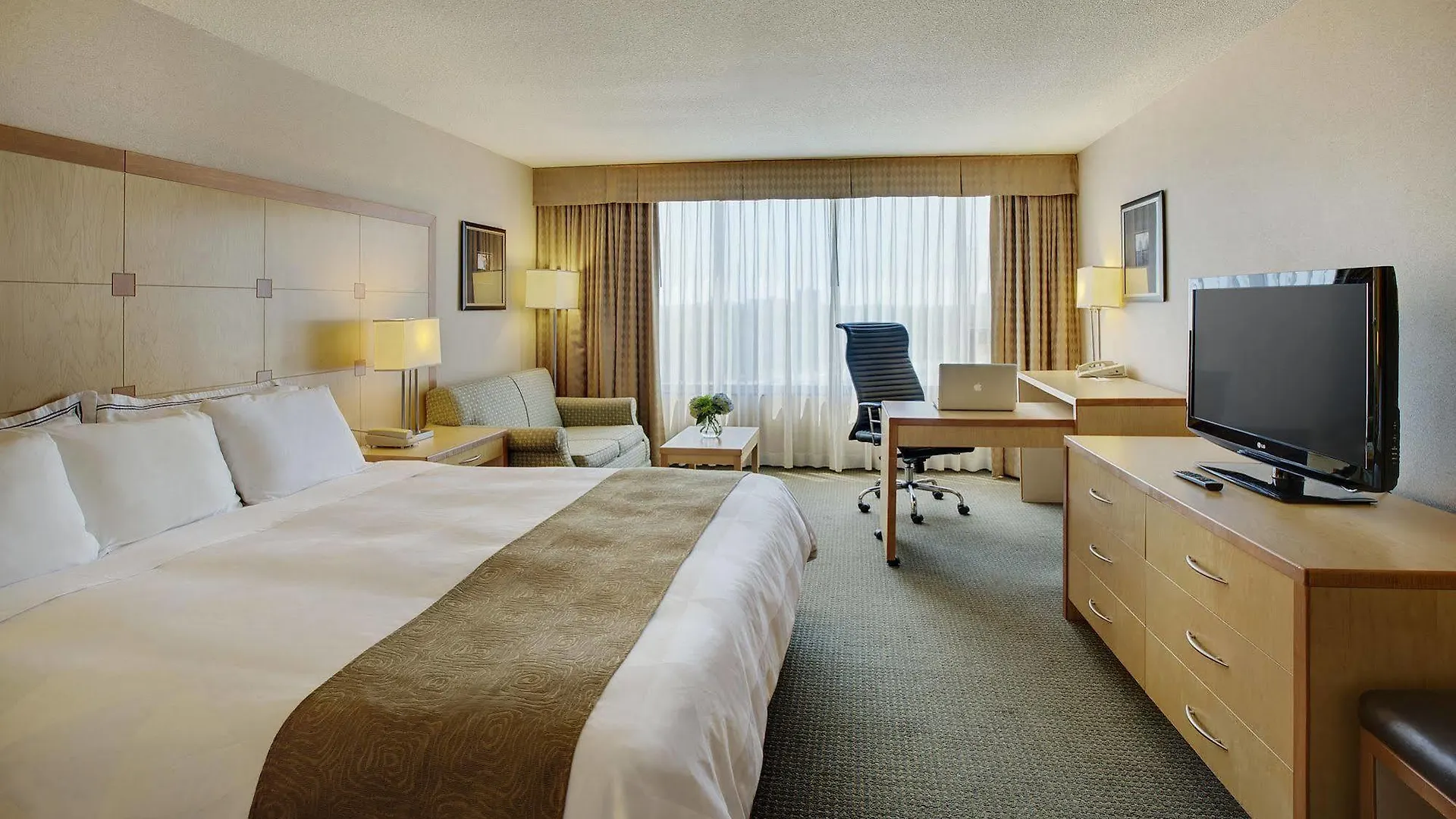 Radisson Hotel Toronto East