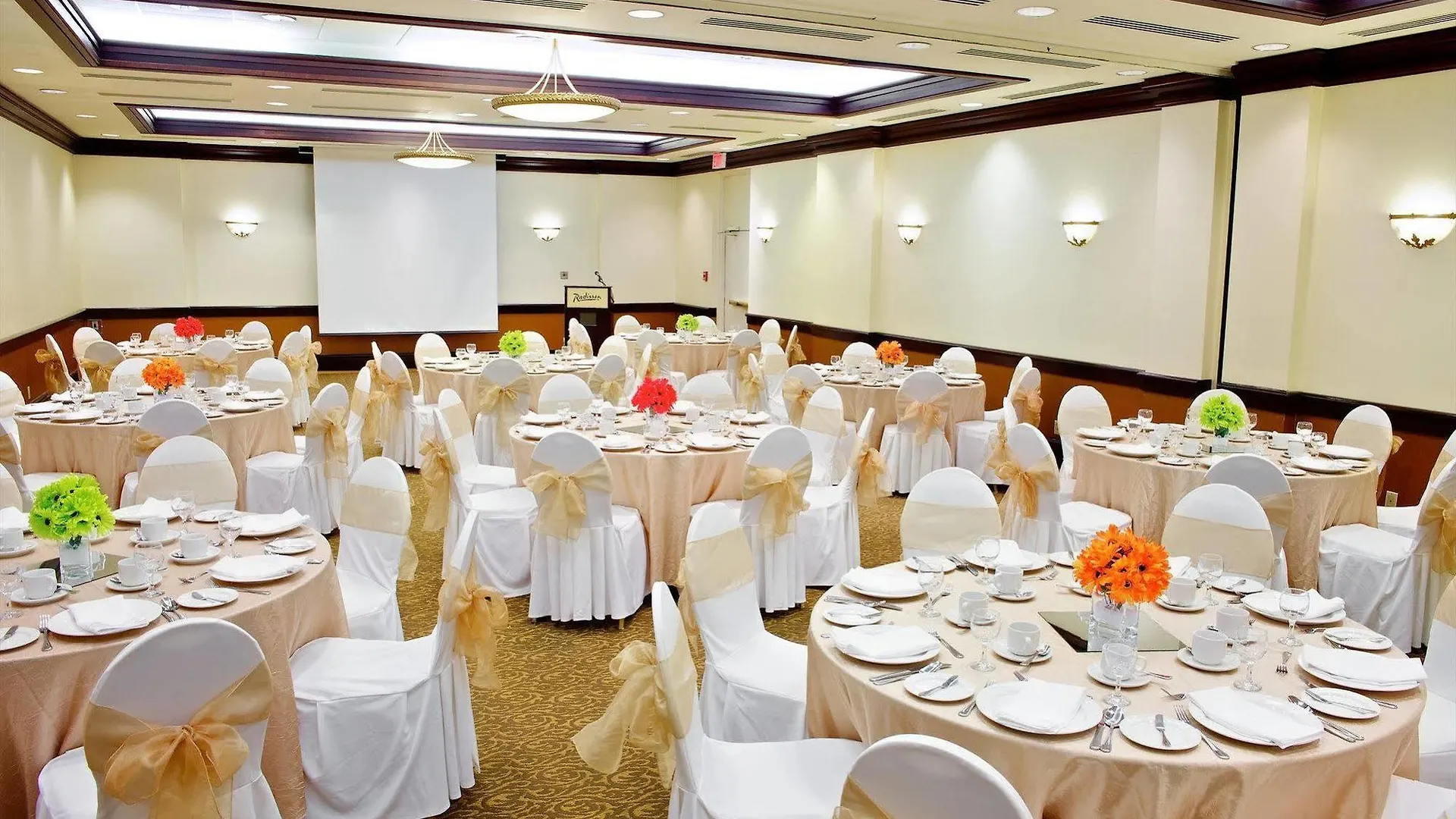 Radisson Hotel Toronto East